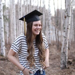 Meet your Posher, Claire